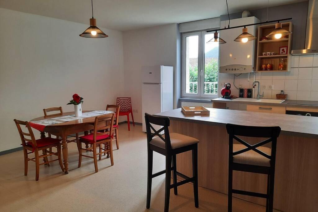 Saint Fortunat Sur Eyrieux : Gite 4 A 6 Personnes Экстерьер фото